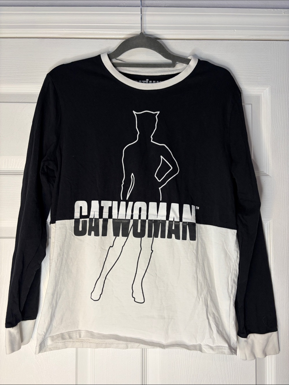 DC Batman Cat Woman Cotton Long Sleeved Top XS. Slightly oversized